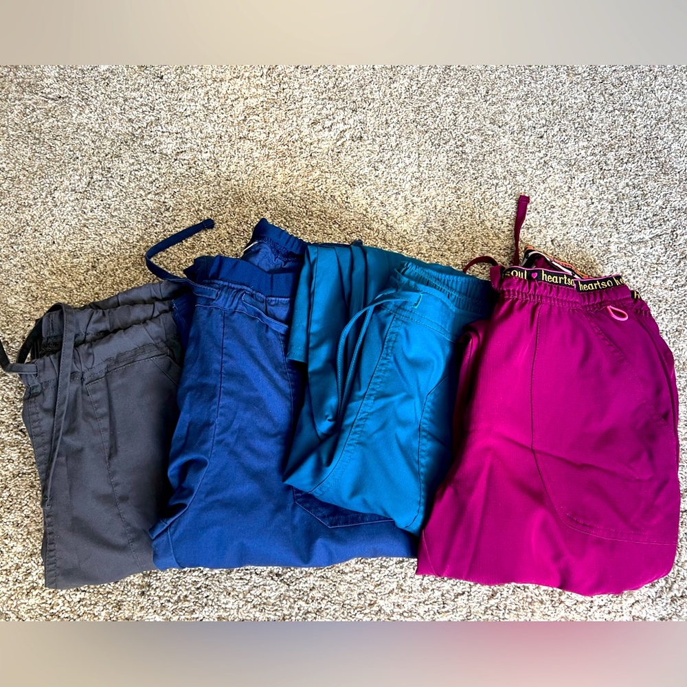 Womens Scrub Pants. Size small